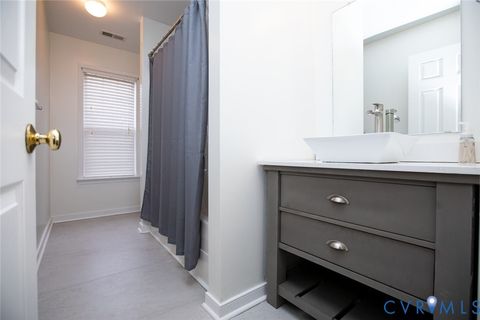 Tiny photo for 107 Cabells Court, Farmville, VA 23901 (MLS # 2533097)