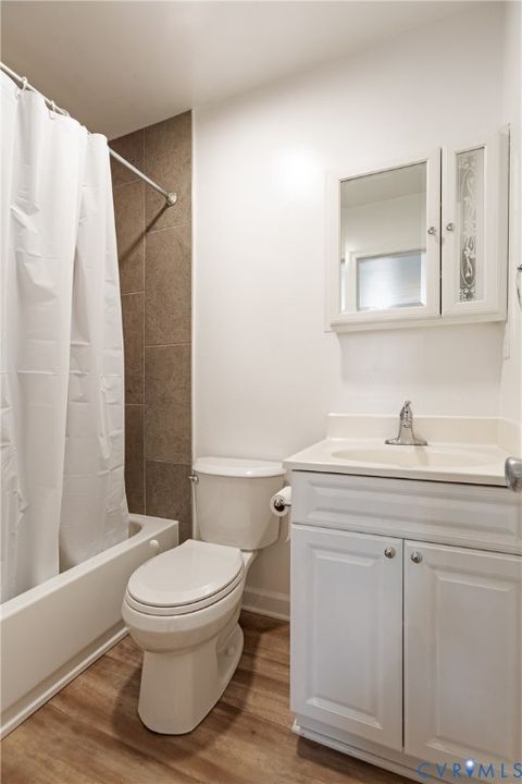 Tiny photo for 5406 Chatteris Place, North Chesterfield, VA 23237 (MLS # 2608297)