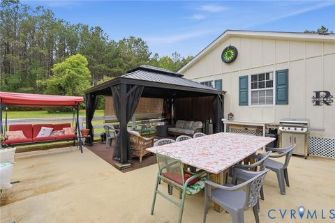 Tiny photo for 11016 Pridesville Road, Amelia, VA 23002 (MLS # 2612298)