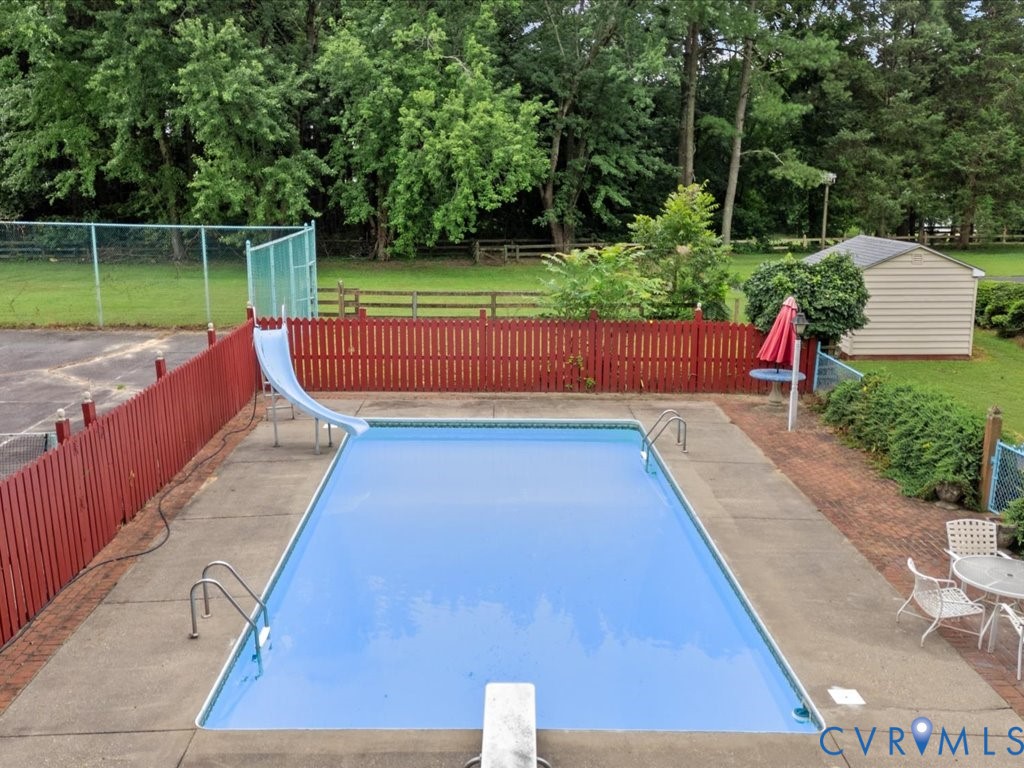 7350 Lexington Drive