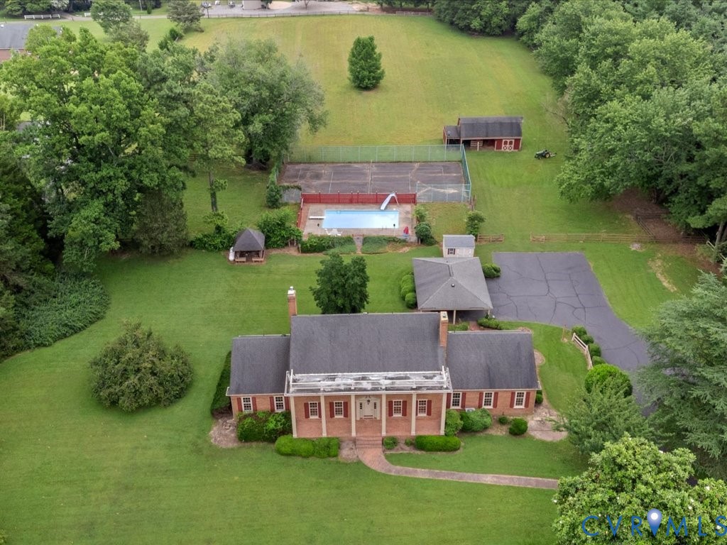 7350 Lexington Drive