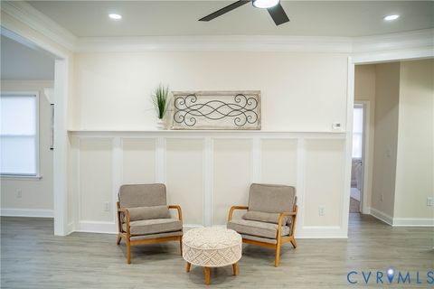 Tiny photo for 411 N 7th Avenue, Hopewell, VA 23860 (MLS # 2530389)