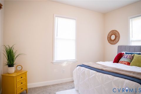 Tiny photo for 411 N 7th Avenue, Hopewell, VA 23860 (MLS # 2530389)