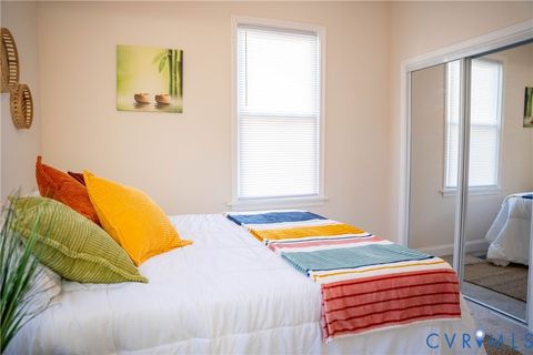 Tiny photo for 411 N 7th Avenue, Hopewell, VA 23860 (MLS # 2530389)