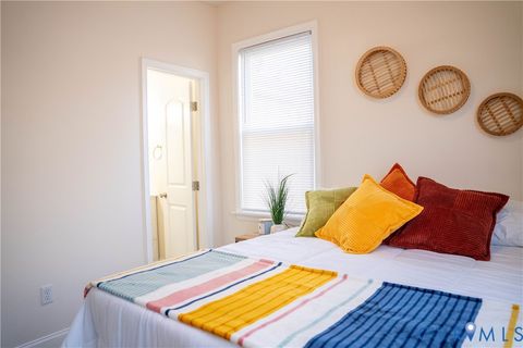 Tiny photo for 411 N 7th Avenue, Hopewell, VA 23860 (MLS # 2530389)