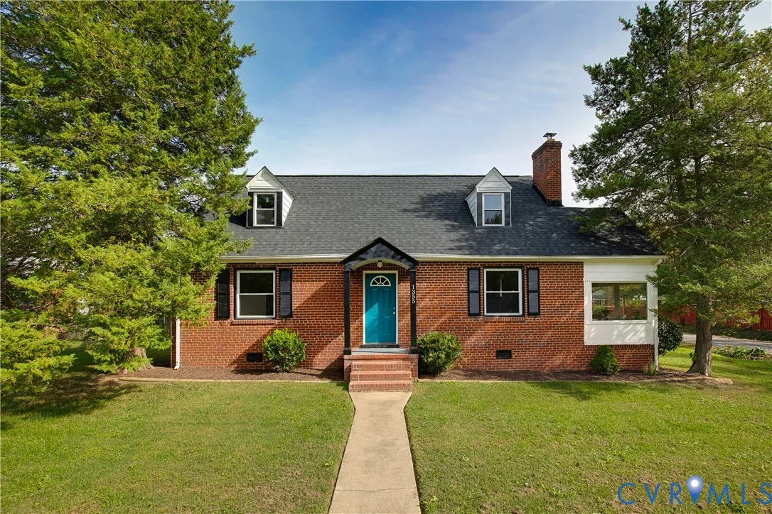 1355 Evergreen Avenue