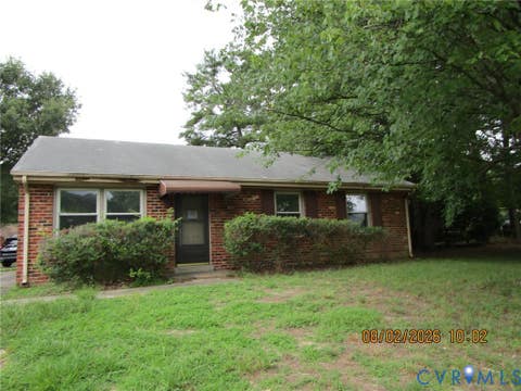 Photo of 348 Argyll Circle, Henrico, VA 23075 (MLS # 2622203)