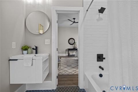 Tiny photo for 316 Saint Andrew Street, Petersburg, VA 23803 (MLS # 2533012)