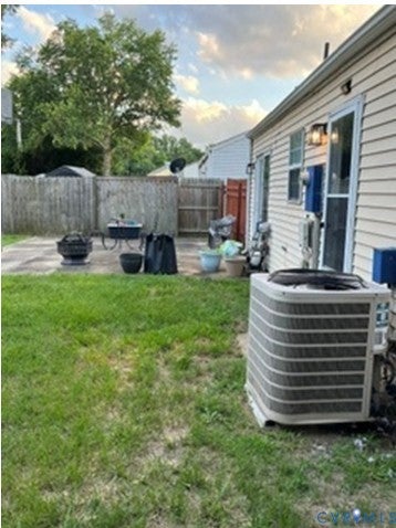 Tiny photo for 2509 Mandy LN, Richmond, VA 23224 (MLS # 2617538)