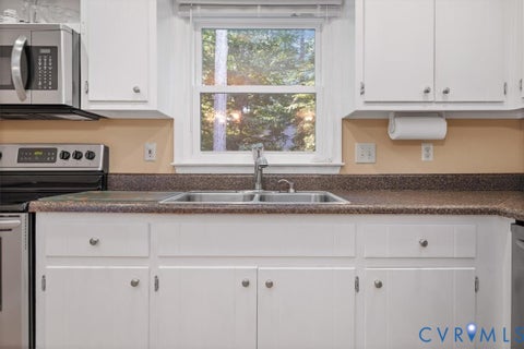 Tiny photo for 13613 Buck Rub Drive, Midlothian, VA 23112 (MLS # 2626078)