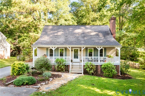 Photo of 8332 Den Bark Drive, Richmond, VA 23235 (MLS # 2625454)