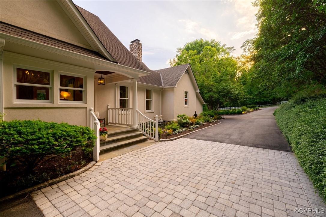 7 Kanawha Road