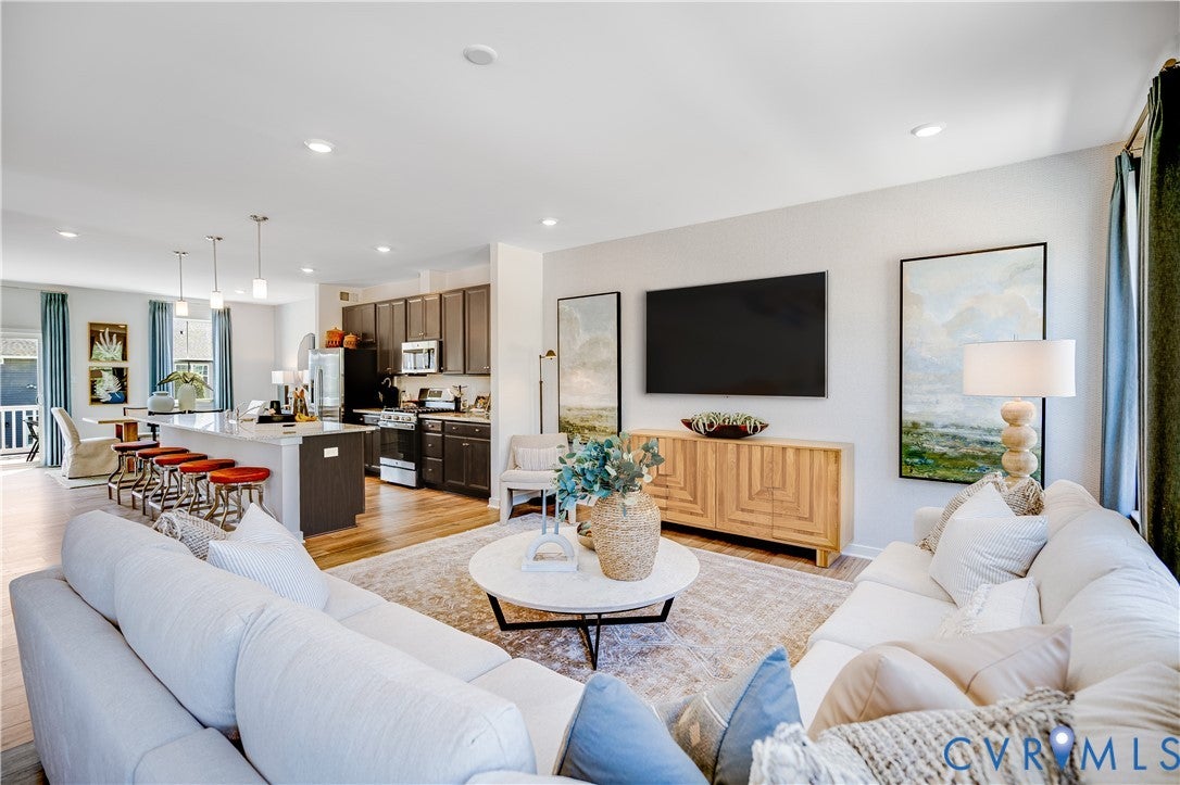 8725 Whitman Drive