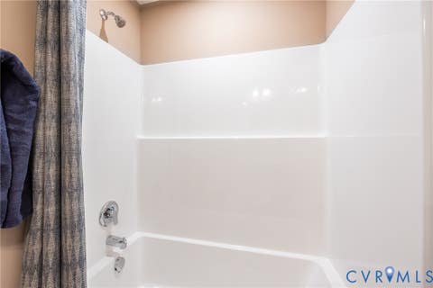 Tiny photo for 5334 Pointes End Way #102, Glen Allen, VA 23059 (MLS # 2617343)