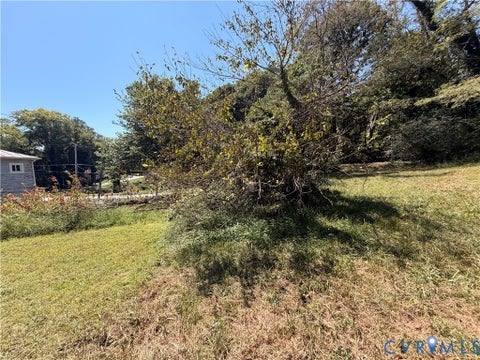 Photo of 1117 Wray Street, Martinsville, VA 24112 (MLS # 2626698)