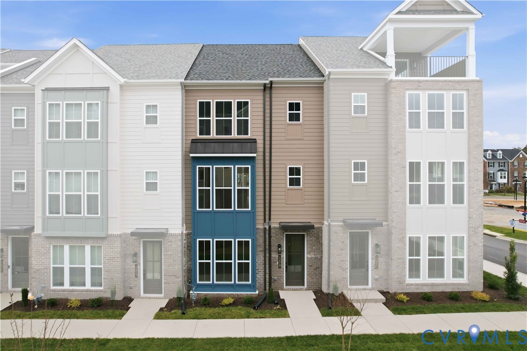 12049 Flowering Lavender Loop