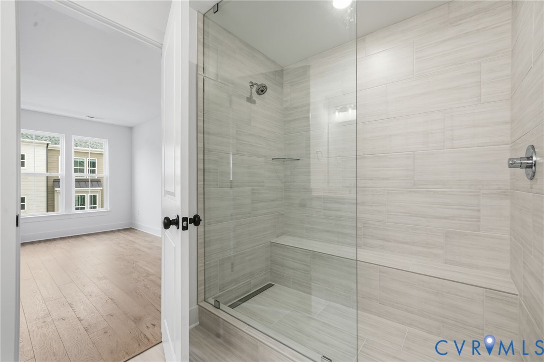 12049 Flowering Lavender Loop