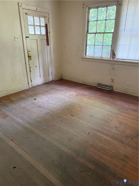 Tiny photo for 2911 Alcott Road, Richmond, VA 23237 (MLS # 2618869)