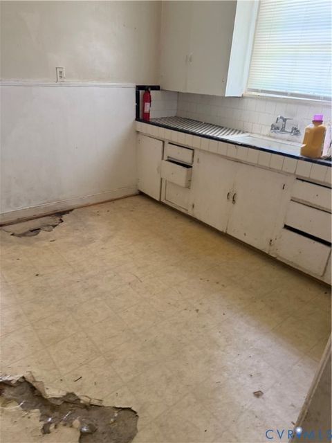 Tiny photo for 2911 Alcott Road, Richmond, VA 23237 (MLS # 2618869)