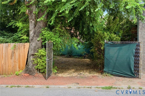 Tiny photo for 209 W Clay Street, Richmond, VA 23220 (MLS # 2622191)