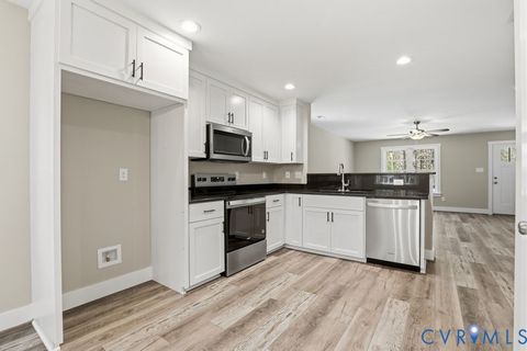 Tiny photo for 230 Glen Street, West Point, VA 23181 (MLS # 2605934)