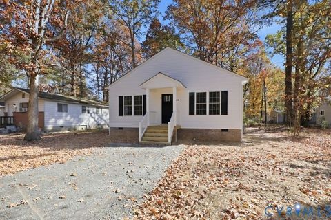 Photo of 230 Glen Street, West Point, VA 23181 (MLS # 2605934)
