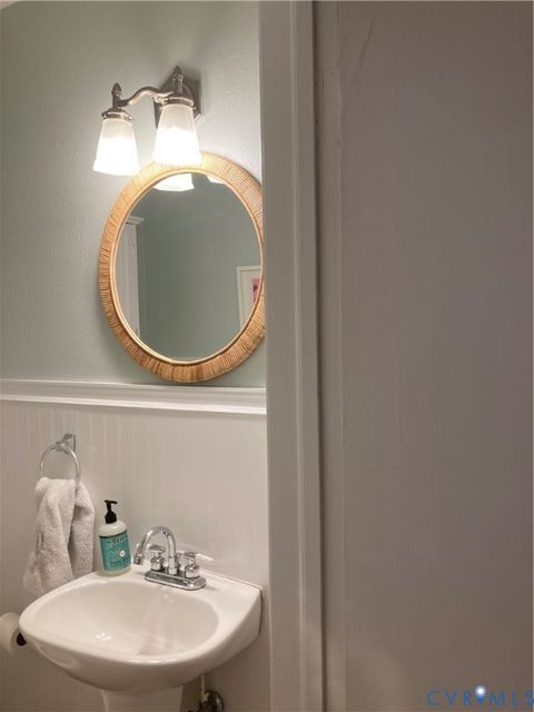 Tiny photo for 4108 Wythe Avenue, Richmond, VA 23221 (MLS # 2611992)