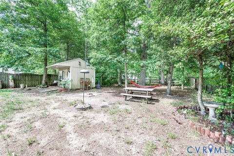 Tiny photo for 424 N James Street, Ashland, VA 23005 (MLS # 2612026)