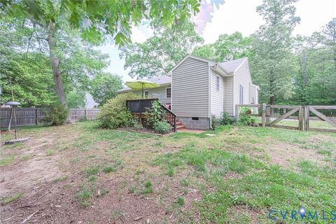 Tiny photo for 424 N James Street, Ashland, VA 23005 (MLS # 2612026)