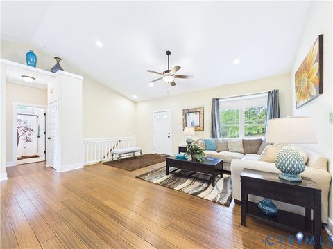 Tiny photo for 208 Thomas Circle, Farmville, VA 23901 (MLS # 2610496)
