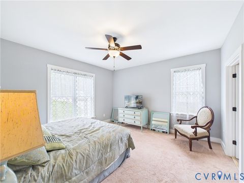Tiny photo for 208 Thomas Circle, Farmville, VA 23901 (MLS # 2610496)