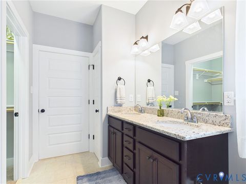 Tiny photo for 208 Thomas Circle, Farmville, VA 23901 (MLS # 2610496)