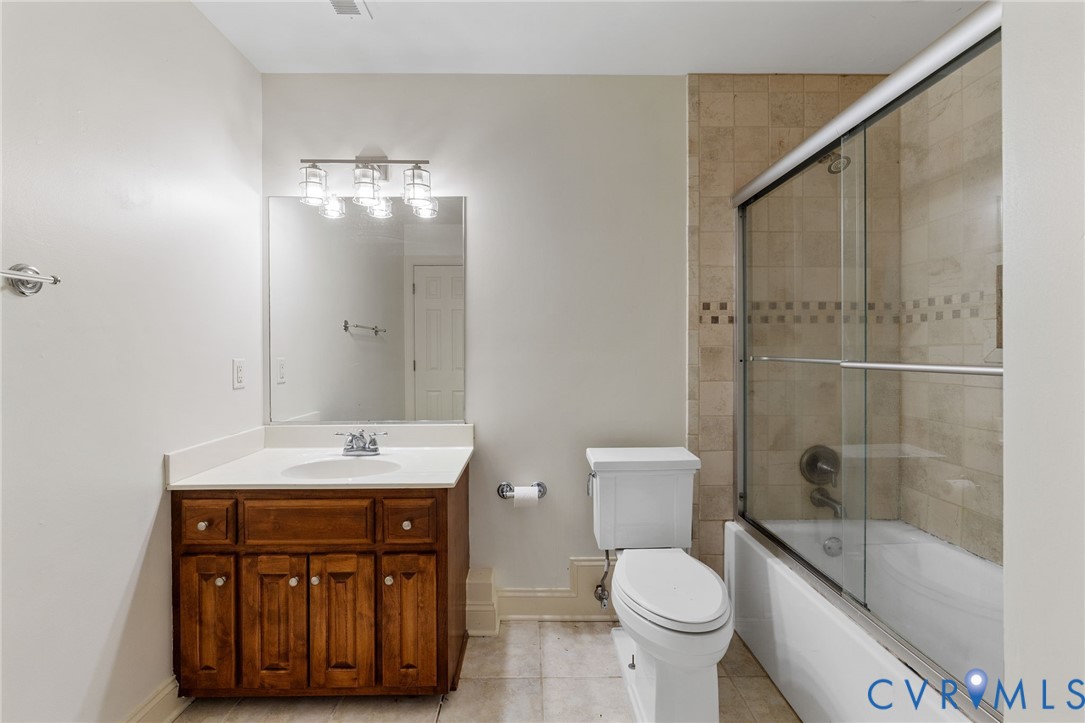 Powhatan, Virginia 23139, United States, 5 Bedrooms Bedrooms, ,4 BathroomsBathrooms,Residential,Active,244266