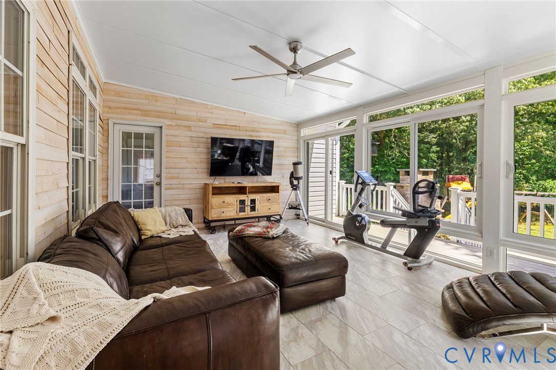 Powhatan, Virginia 23139, United States, 5 Bedrooms Bedrooms, ,4 BathroomsBathrooms,Residential,Active,244266