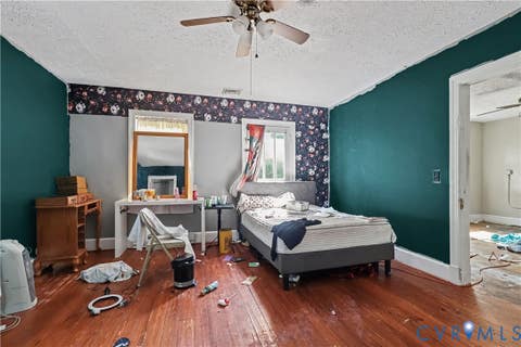 Tiny photo for 405 Smithfield Avenue, Hopewell, VA 23860 (MLS # 2621970)