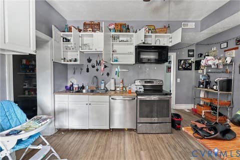 Tiny photo for 405 Smithfield Avenue, Hopewell, VA 23860 (MLS # 2621970)
