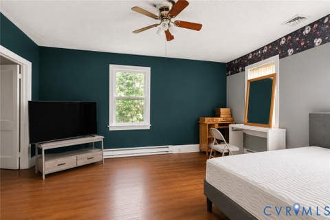 Tiny photo for 405 Smithfield Avenue, Hopewell, VA 23860 (MLS # 2621970)