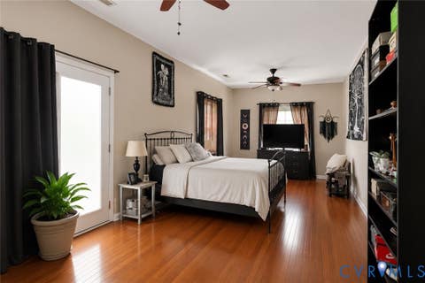 Tiny photo for 405 Smithfield Avenue, Hopewell, VA 23860 (MLS # 2621970)