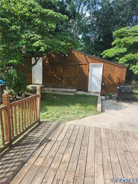 Tiny photo for 816 N Lakeshore Drive, Louisa, VA 23093 (MLS # 2619671)