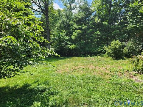 Tiny photo for 816 N Lakeshore Drive, Louisa, VA 23093 (MLS # 2619671)