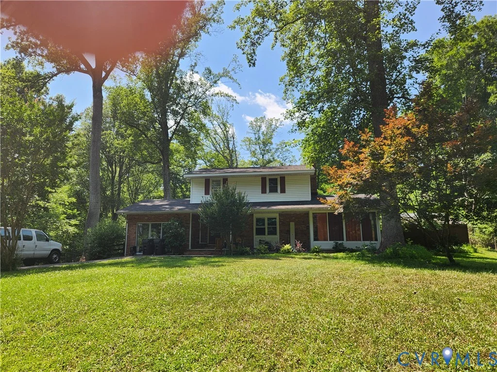 816 N Lakeshore Drive