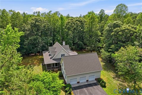 Photo of 13265 Coulbourn Road, Gloucester, VA 23149 (MLS # 2617239)