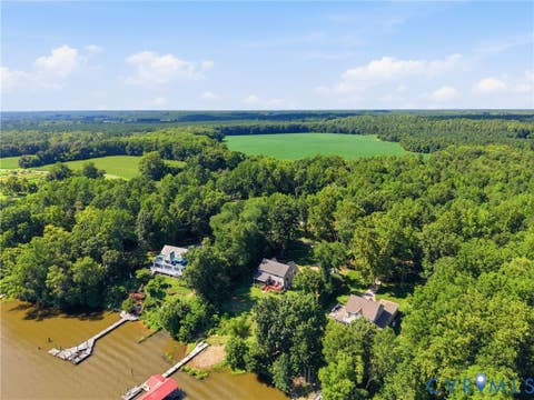 Tiny photo for 210 Riverview Road, Stevensville, VA 23161 (MLS # 2620913)