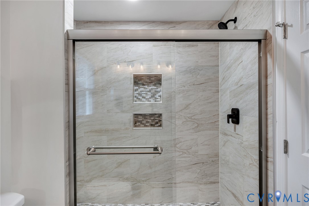 Henrico, Virginia 23238, United States, 6 Bedrooms Bedrooms, ,4 BathroomsBathrooms,Residential,Pending,211390