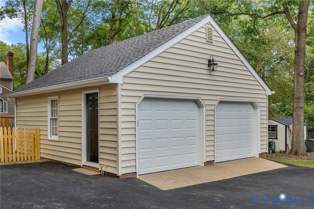 Henrico, Virginia 23238, United States, 6 Bedrooms Bedrooms, ,4 BathroomsBathrooms,Residential,Pending,211390