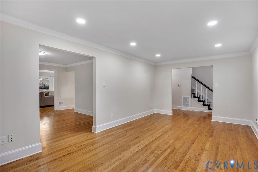 Henrico, Virginia 23238, United States, 6 Bedrooms Bedrooms, ,4 BathroomsBathrooms,Residential,Pending,211390