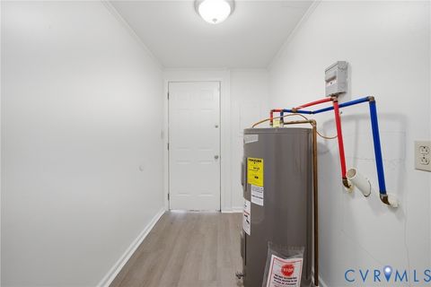 Tiny photo for 702 Westwood Avenue, Hampton, VA 23661 (MLS # 2609297)