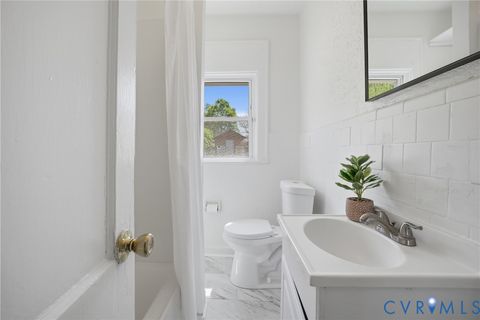 Tiny photo for 702 Westwood Avenue, Hampton, VA 23661 (MLS # 2609297)