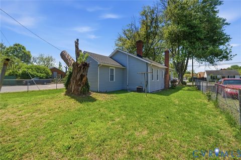 Tiny photo for 702 Westwood Avenue, Hampton, VA 23661 (MLS # 2609297)