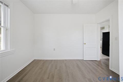 Tiny photo for 702 Westwood Avenue, Hampton, VA 23661 (MLS # 2609297)